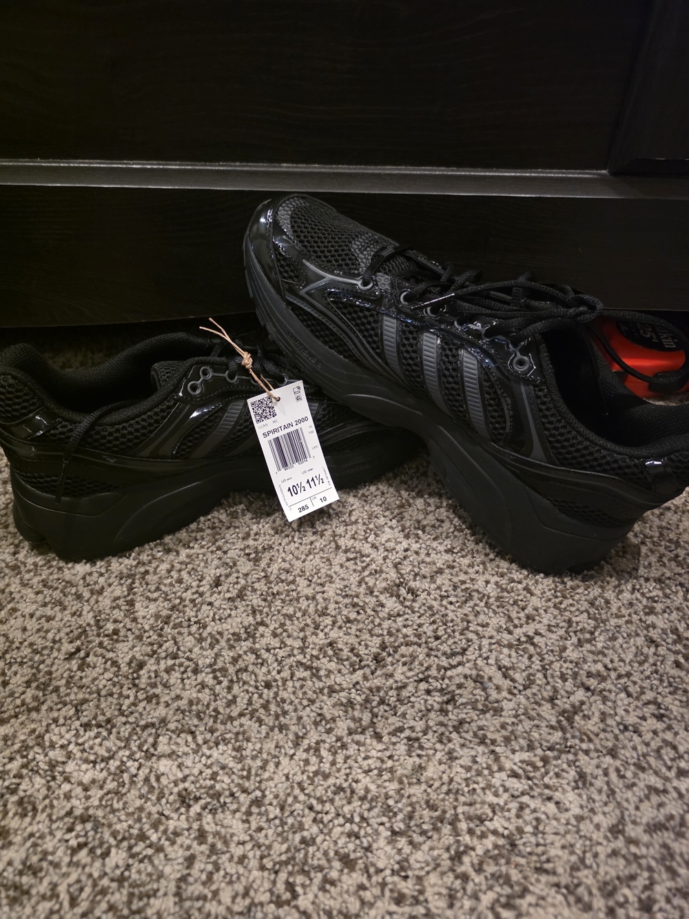 Spiritain 200-All-Black Athletic Mesh Trainers with Supportive Sole